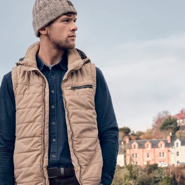 The List by Clodist: Τα γιλέκα που δεν πρέπει να λείπουν από την ανοιξιάτικη γκαρνταρόμπα σου