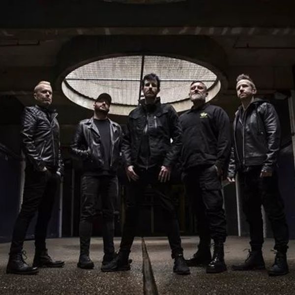 Οι πρωτοπόροι του drum ‘n’ bass Pendulum θα είναι special guests των The Prodigy