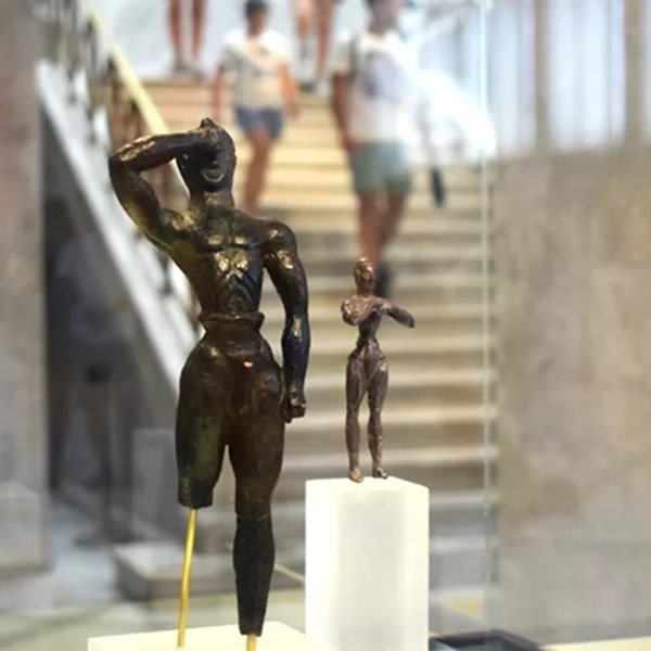 Το Εθνικό Αρχαιολογικό Μουσείο συναντά έναν κρητικό κούρο