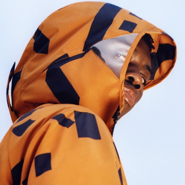 Το πολύχρωμο σύμπαν του οίκου Kenzo στην πιο σπορ εκδοχή του