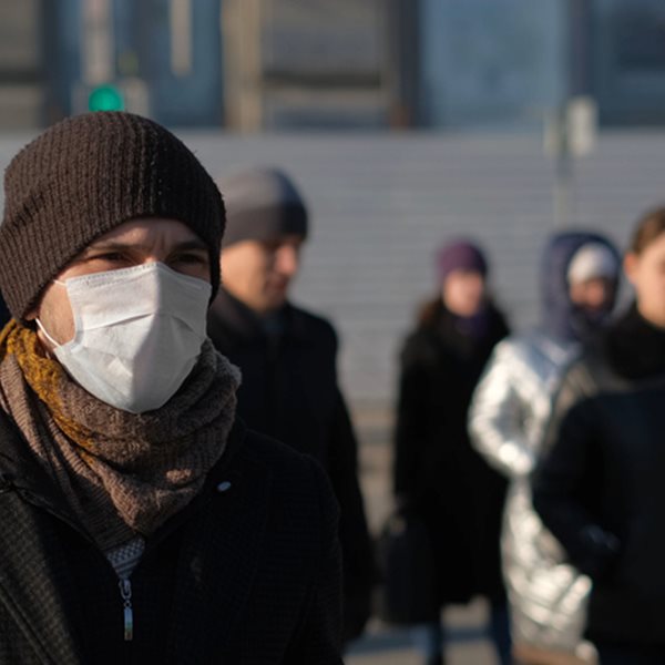 Κορονοϊός: 116 θάνατοι και 714 διασωληνωμένοι