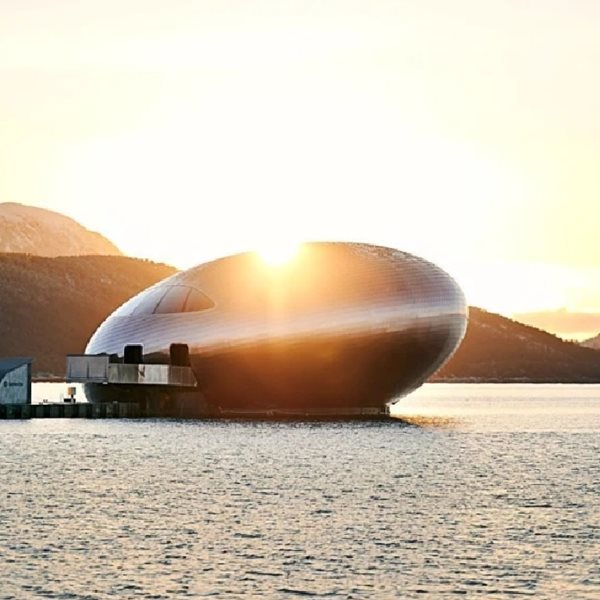 Iris, το εστιατόριο στη Νορβηγία που μοιάζει με νησί