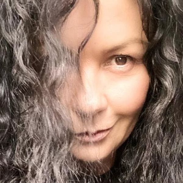 Μπορείς να αναγνωρίσεις την Ουαλή σεξοβόμβα της φωτογραφίας;