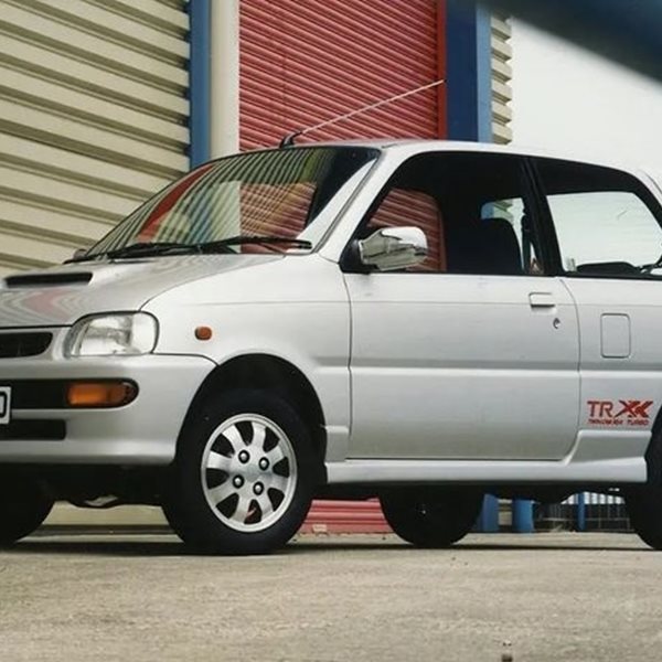 Τα πιο περίεργα ιαπωνικά hot hatch