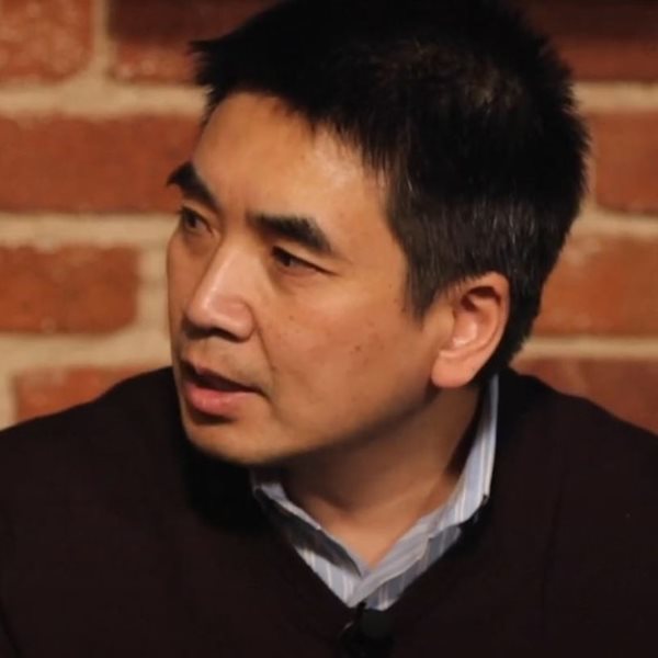 Η Zoom στρέφεται στην τεχνητή νοημοσύνη για να επιστρέψει η μετοχή στα 'πανδημικά υψηλά'