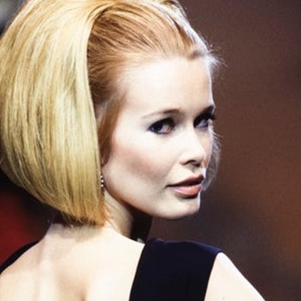 Η Claudia Schiffer ανοίγει το αρχείο της