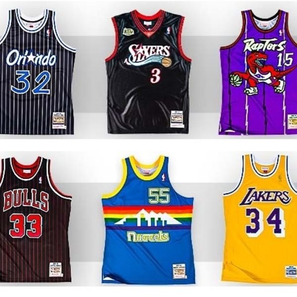 Τελικά, ποια είναι η πιο εμβληματική φανέλα στην ιστορία του NBA;