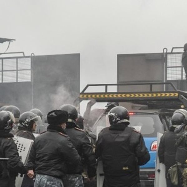 Τι πραγματικά συμβαίνει στο Καζακστάν