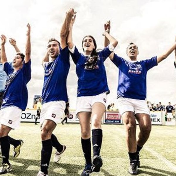 Ένα τουρνουά ποδοσφαίρου στην πλατεία Συντάγματος