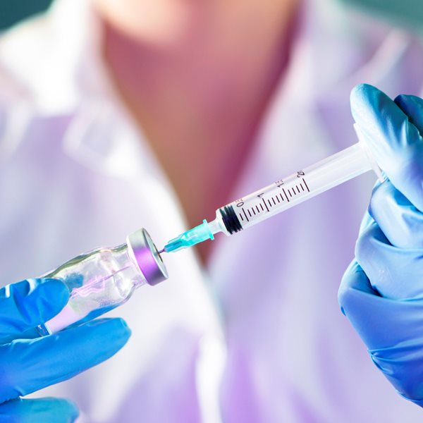 50άρηδες και 60άρηδες ανεμβολίαστοι, ένα σοβαρό πρόβλημα