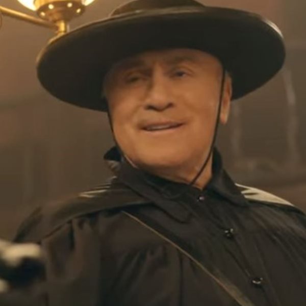 Ζούμε σίγουρα στο Black Mirror, o Παναγιώτης Ψωμιάδης μπαίνει στη "Φάρμα"