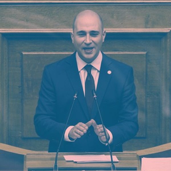 Το γαλάζιο τέλος του Κωνσταντίνου Μπογδάνου