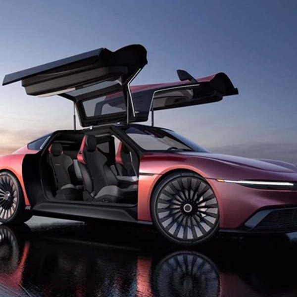 Ηλεκτρική επιστροφή στο μέλλον με το DeLorean Alpha 5