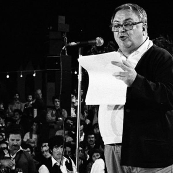 Όταν ο Μάνος Χατζιδάκις μιλούσε για το Πολυτεχνείο