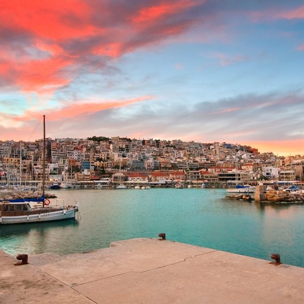 Όταν οι New York Times ανακάλυψαν τον Πειραιά