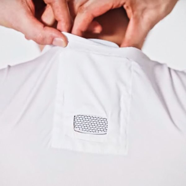 Το t-shirt με ενσωματωμένο air-condition είναι γεγονός