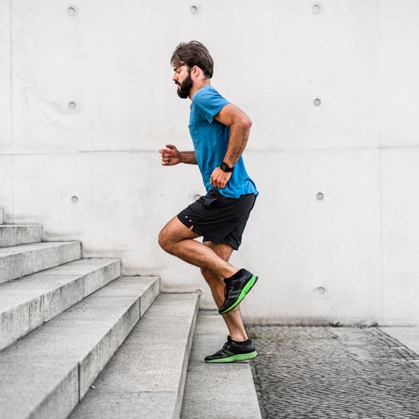 Κι αν το junk food είναι το σωστό σνακ πριν την προπόνηση;