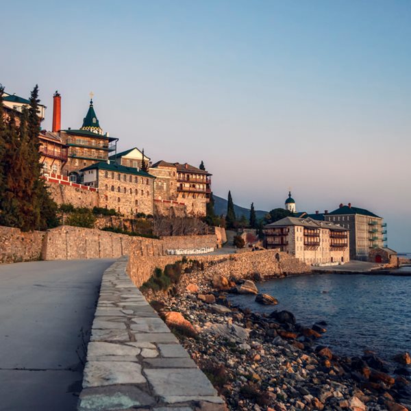 Όταν ο κορονοϊός χτύπησε σοβαρά το Άγιο Όρος