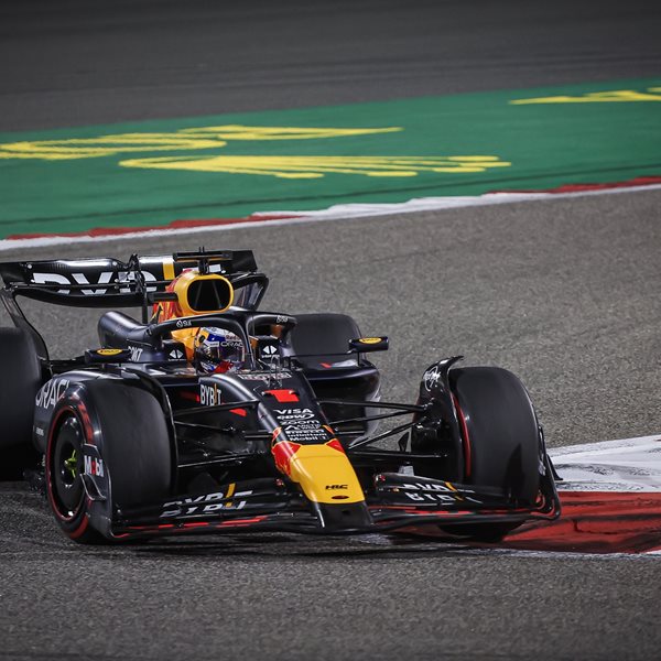 Σα να μην πέρασε μια μέρα, ο Verstappen κέρδισε στο F1 Grand Prix του Μπαχρέιν
