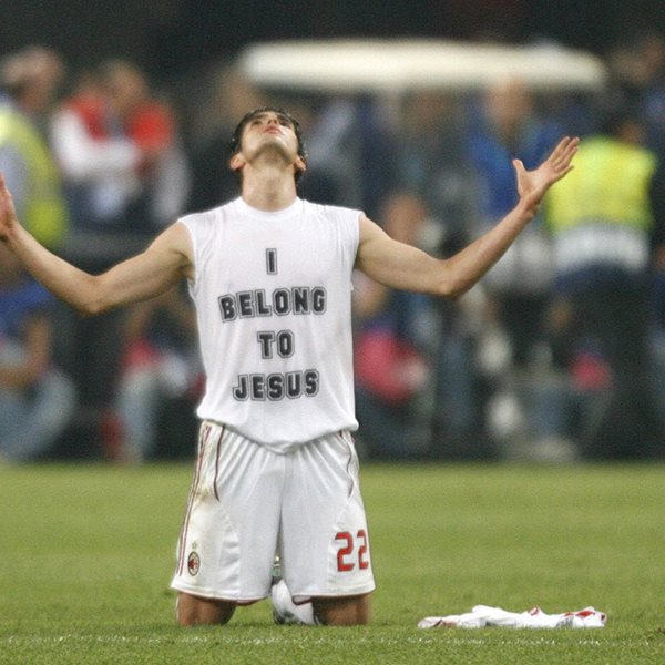 Το άγιο ποδόσφαιρο του Kaká