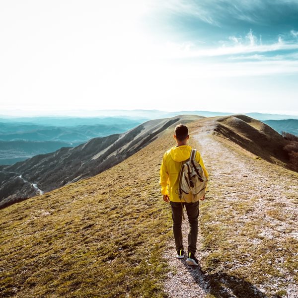 6 tech ταξιδιωτικές τάσεις για το 2023