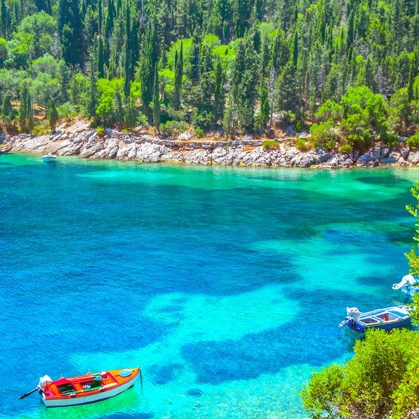 Η πιο δημοφιλής κρυφή παραλία του Instagram βρίσκεται στην Κεφαλονιά