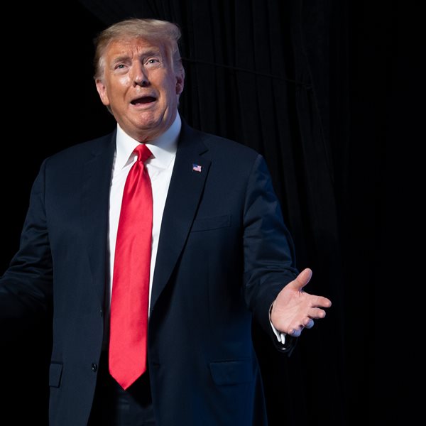 Ο Donald Trump πάντα θα υπερασπίζεται τον John Wayne