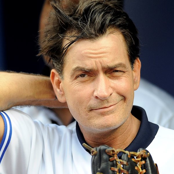 Οι 10 πιο Charlie Sheen ιστορίες του Charlie Sheen
