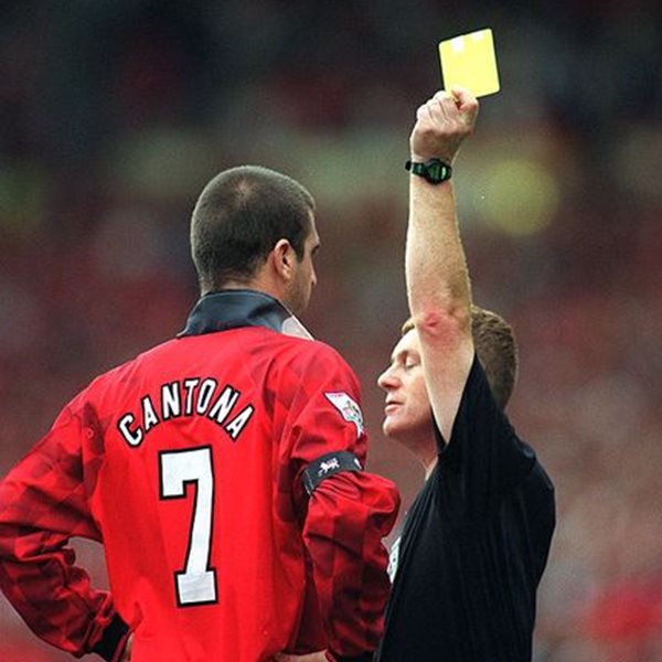 Ο άνθρωπος που ανακάλυψε την κίτρινη κάρτα