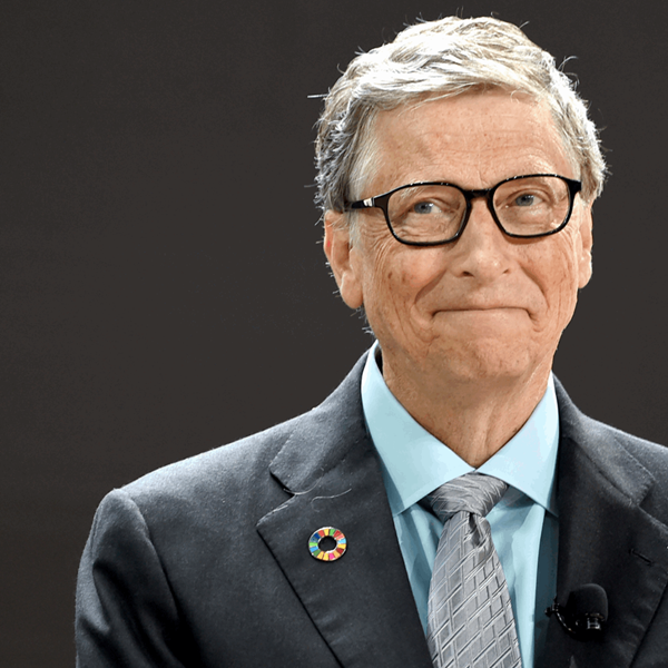 Γιατί ο Bill Gates πρωταγωνιστεί σε τόσες θεωρίες συνωμοσίας