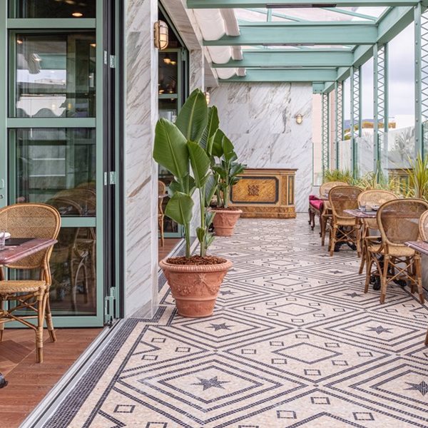 Ο Massimo Bottura και o οίκος Gucci άνοιξαν το πρώτο τους εστιατόριο στις ΗΠΑ