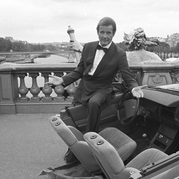 Κι αν ο καλύτερος Bond όλων των εποχών ήταν ο Roger Moore;