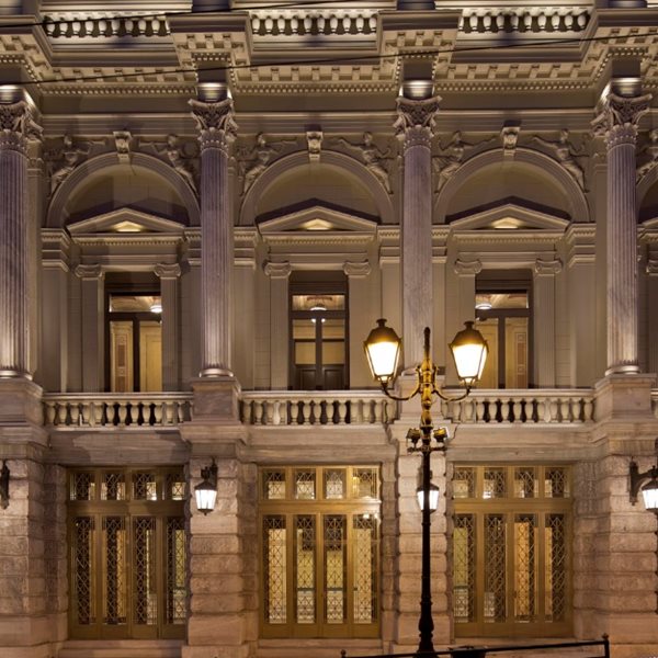 Τι συμβαίνει στο Εθνικό Θέατρο