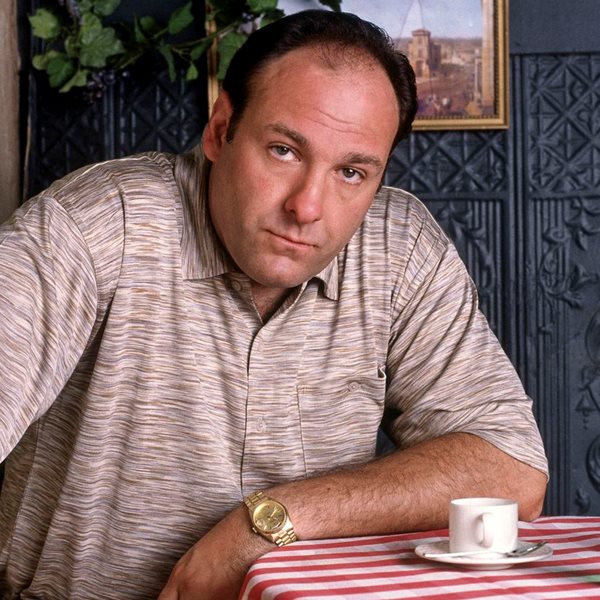 Γιατί ο κόσμος παθιάζεται με τους γκάνγκστερ