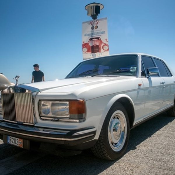 Το υπερθέαμα κλασικών αυτοκινήτων και μοτοσικλετών του Αλίμου επιστρέφει