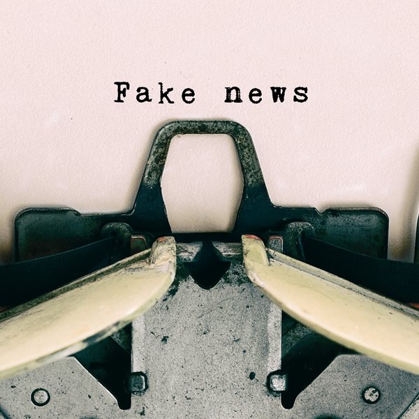 Fake text, μία νέα απειλή (;) για τη δημοκρατία