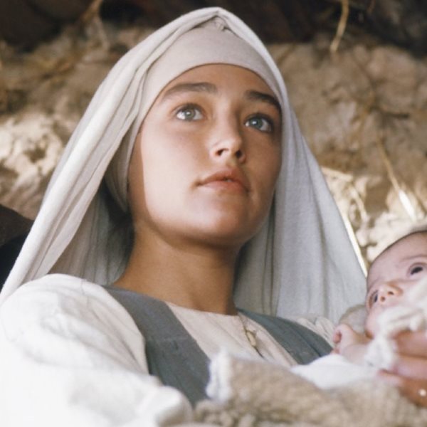 Πέθανε η ηθοποιός Olivia Hussey, η Παναγία του "Ιησού από τη Ναζαρέτ"