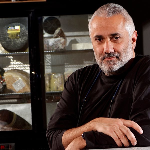 Ο Δημήτρης Λίτινας έχει μόνο νόστιμες ιστορίες να αφηγηθεί