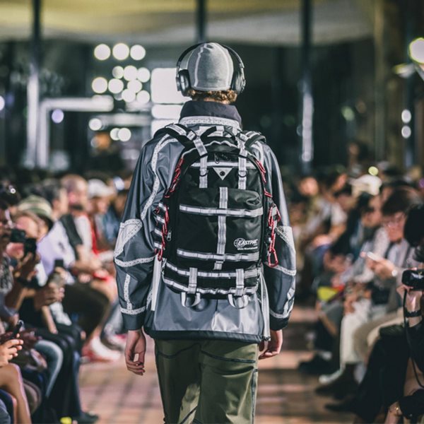 Το athleisure στυλ της "Eastpak x White Mountaineering" συναντά την Ιαπωνία