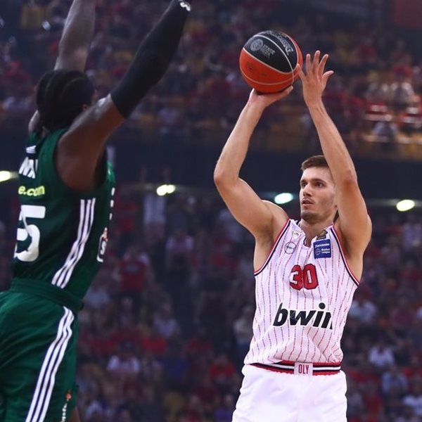 Μία ανάσα από τον τίτλο ο Ολυμπιακός