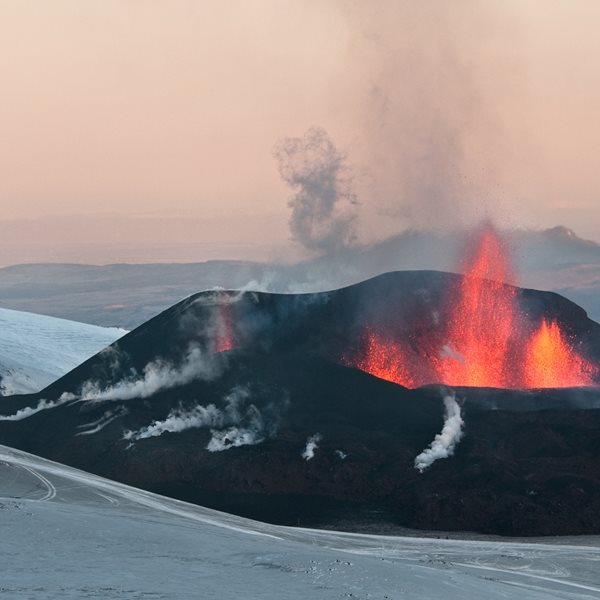 Ένα ηφαίστειο έβαλε "φρένο" στην κεντρική τράπεζα της Ισλανδίας