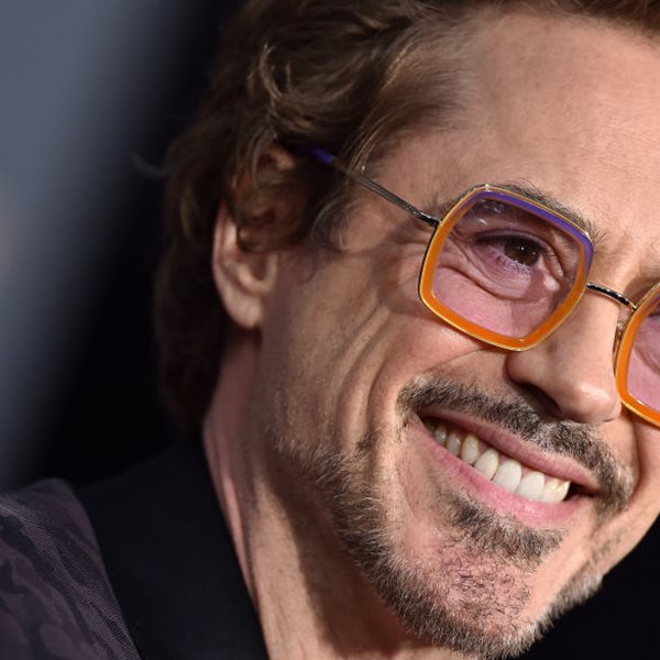 O Robert Downey Jr. παραμένει ένας ερωτευμένος σύζυγος