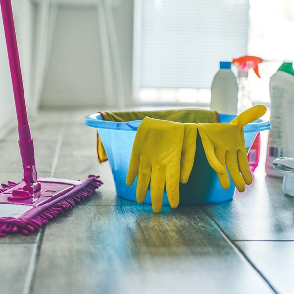 Σύντομος οδηγός για τον σωστό καθαρισμό του σπιτιού