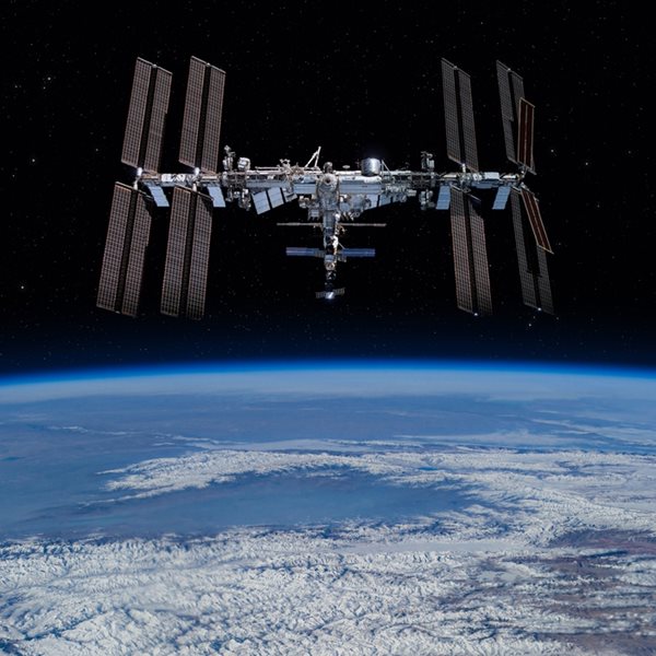 Κάτι μυρίζει άσχημα στον Διεθνή Διαστημικό Σταθμό