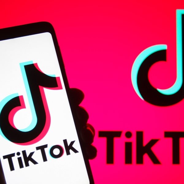 Κι αν το TikTok είναι η νέα πηγή ενημέρωσης;