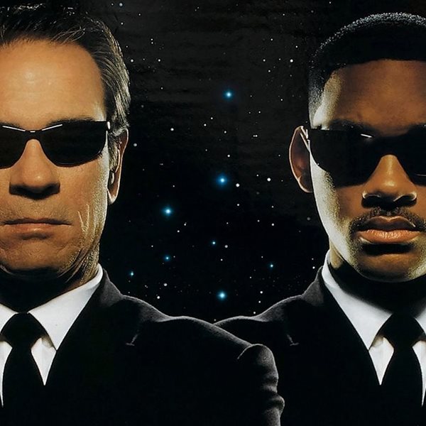 10 θρυλικές ατάκες από το Men in Black που θα θυμόμαστε για μια ζωή
