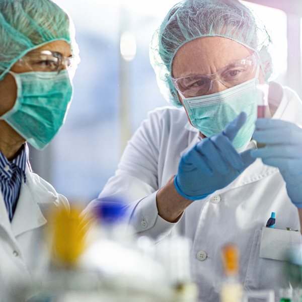 Οι θεραπείες για τον κορονοϊό που μελετούν οι επιστήμονες