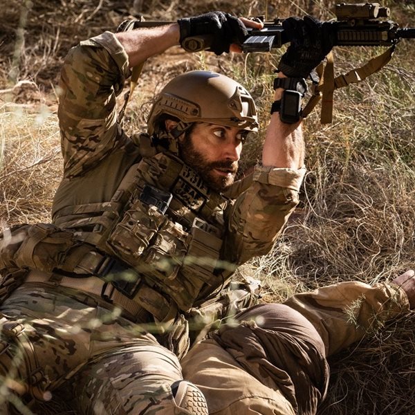 Μία αποκλειστική ματιά στον 'Ἁρρηκτο Δεσμό' του Guy Ritchie