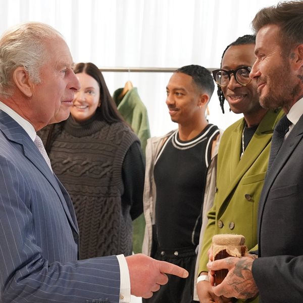 Το ασυνήθιστο δώρο του David Beckham στον βασιλιά Κάρολο