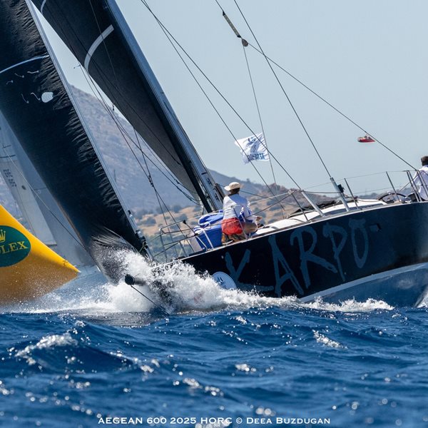 Σε μια θαλασσινή περιπέτεια 600 ναυτικών μιλίων μαζί με τη Rolex